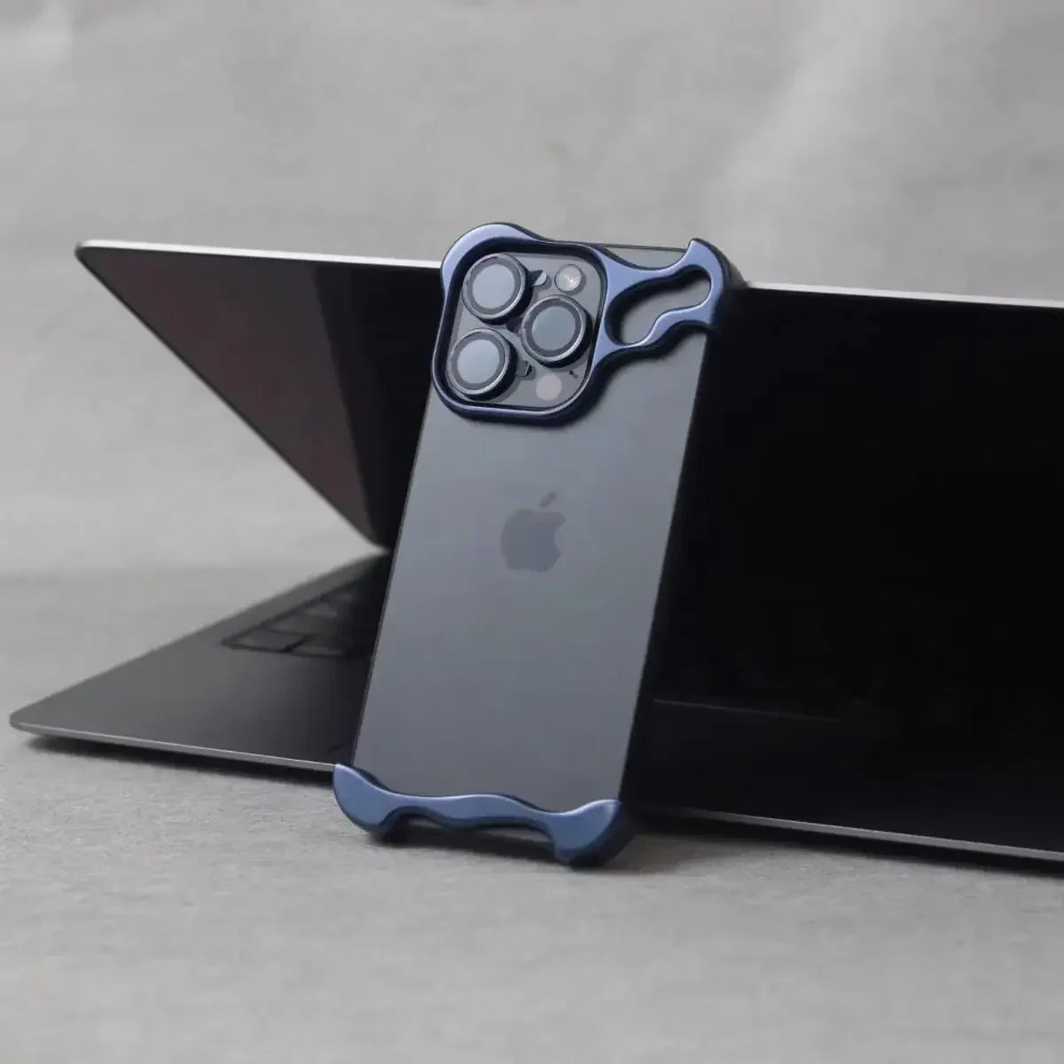 TitanGuard iPhone Bumper